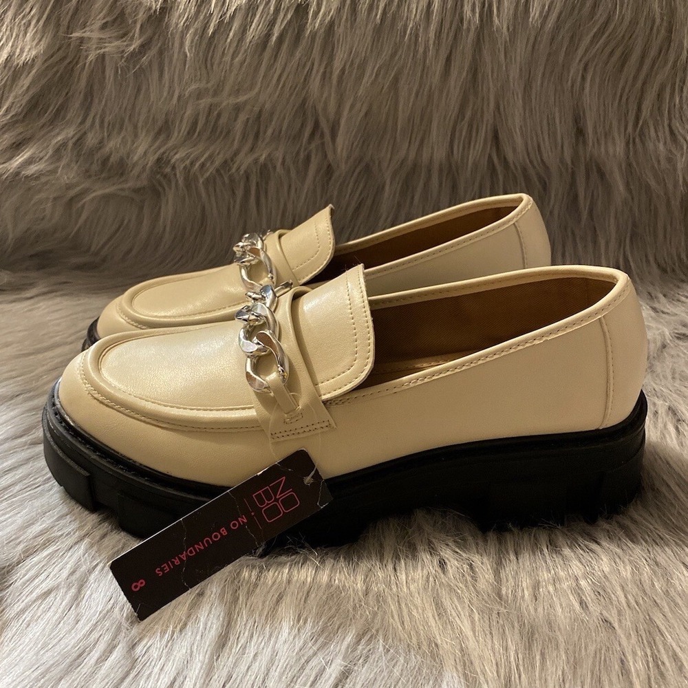 No Boundaries Platform Lug Loafers Shoes Womens Size 8 White Slip On Shoes